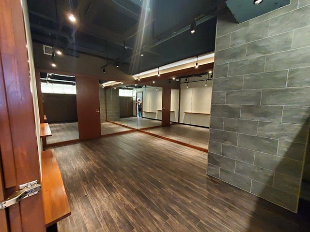 堺筋本町フィットネスジム6
