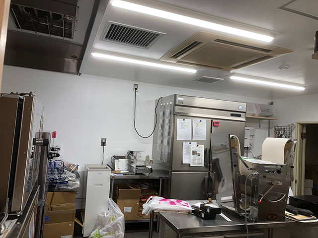 南金田パン屋7